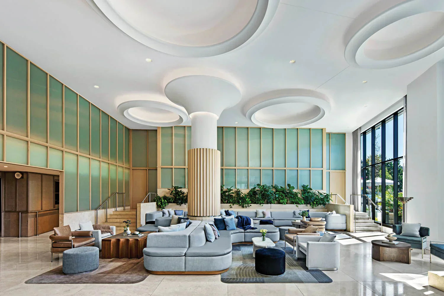 Sunrise Hotel – Lobby Seating